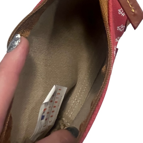 EUC Dooney & Bourke STL Cardinals Zip Clutch Like New - Picture 5 of 6